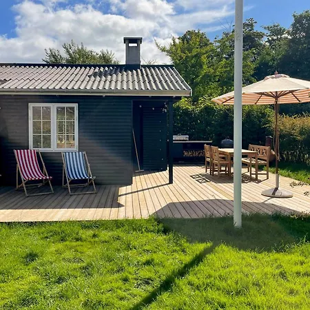 Authentic Cottage 150 M From North Beach Kerteminde