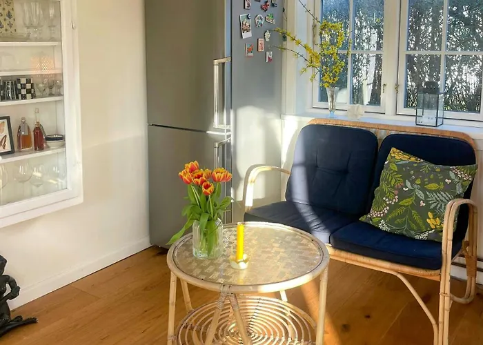 Authentic Cottage 150 M From North Beach