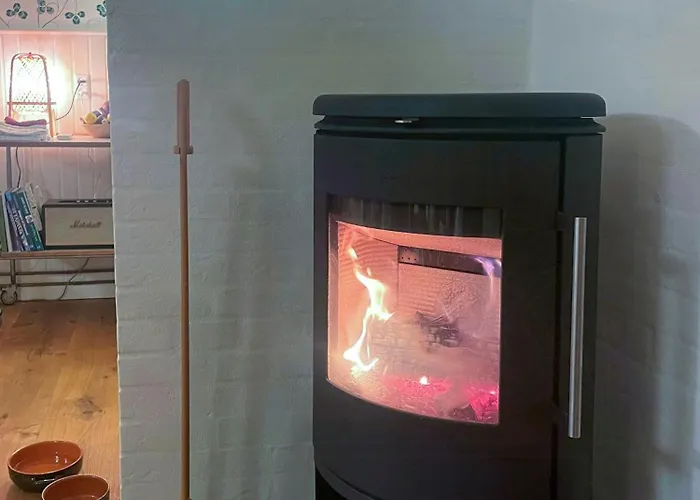 Authentic Cottage 150 M From North Beach Semesterbostad Kerteminde