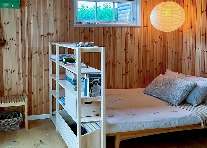 Authentic Cottage 150 M From North Beach Сasa de vacaciones