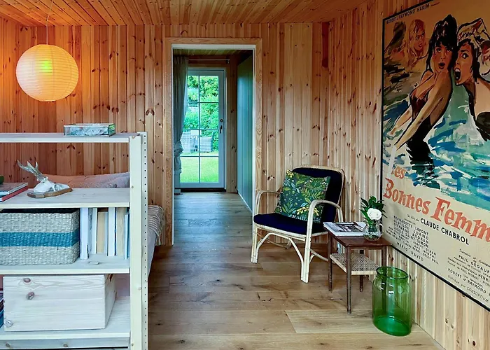 Authentic Cottage 150 M From North Beach Сasa de vacaciones *