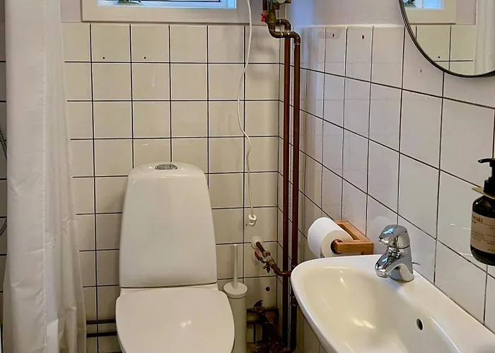 Semesterbostad Authentic Cottage 150 M From North Beach *