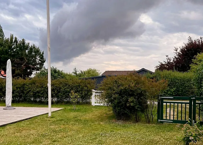 Authentic Cottage 150 M From North Beach Сasa de vacaciones *