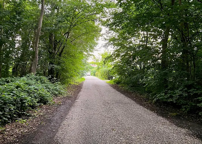 Authentic Cottage 150 M From North Beach Semesterbostad *